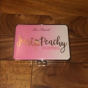 Just Peachy Mattes Palette **Used**